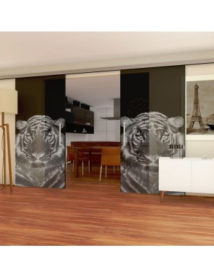 Glasschiebetür SLIM-LINE Tigerkopf Gelasert Auf Grauglas